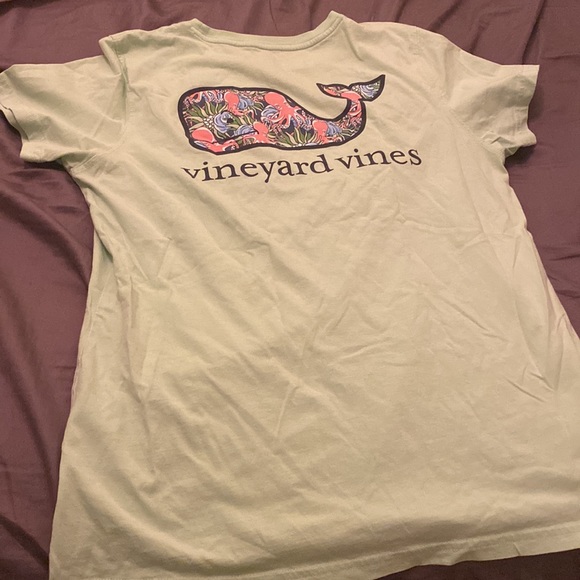 Vineyard Vines Green short sleeve pocket shirt with octopus 🐙 whales 🐳 - Picture 2 of 5